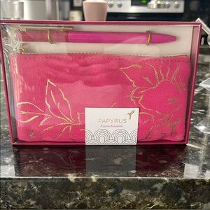 NWT-Papyrus Pen and Pouch Set.